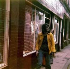 gary outside ivors